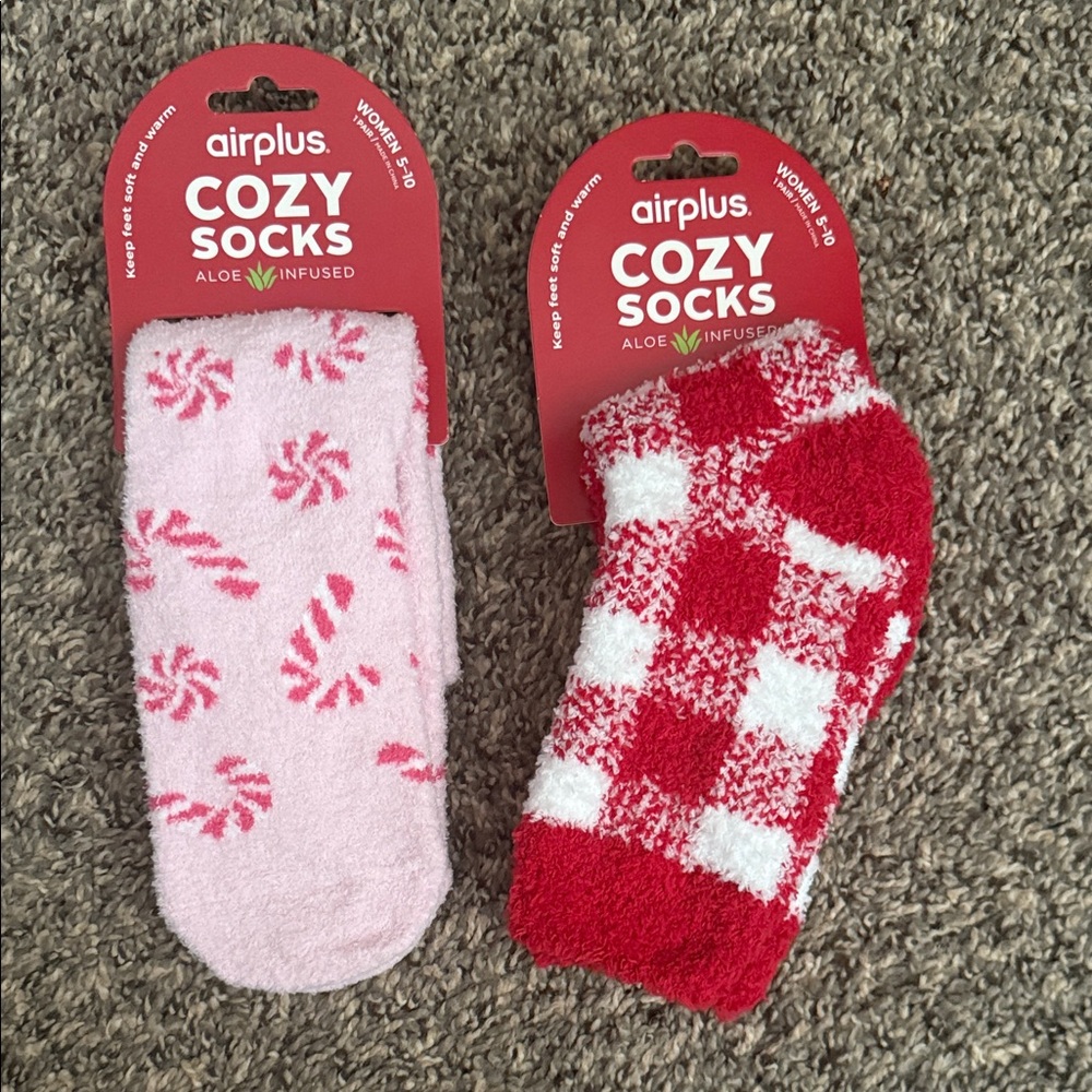 Airplus Cozy Socks - Pink and Red